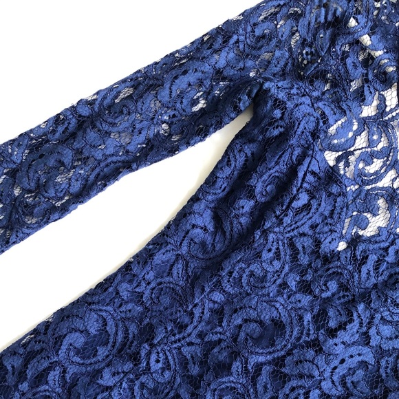 Sweetheart Lace Dress - Picture 4 of 5